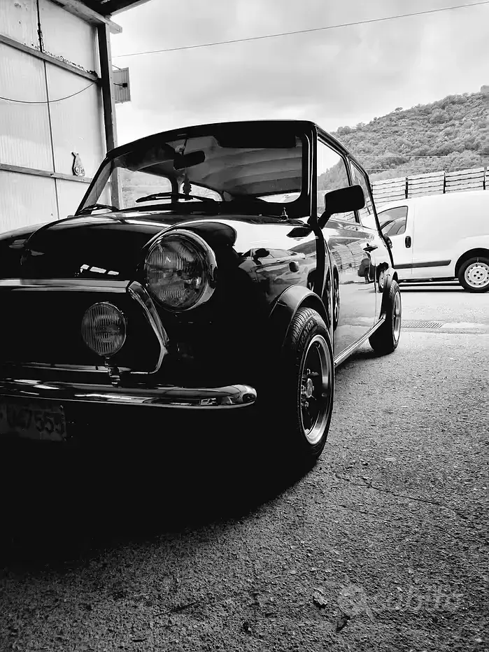 Usata Rover Mini 41 CV (30 kW) 1990 Nero Utilitaria