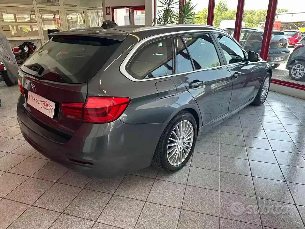 Usata BMW 316 Advantage 116 CV (85 kW) 2017 Grigio Station wagon