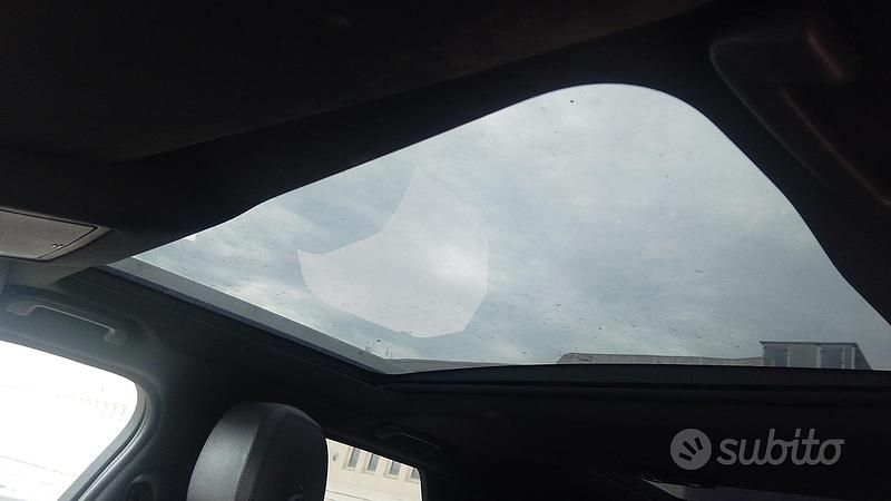 Usata Land Rover Discovery 5 HSE 241 CV (177 kW) 2017 Nero SUV