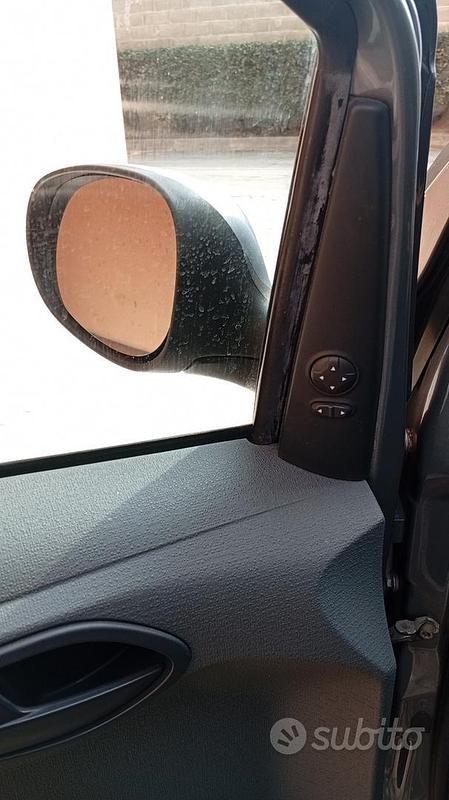 Usata Ford Ka 69 CV (50 kW) 2010 Grigio Utilitaria