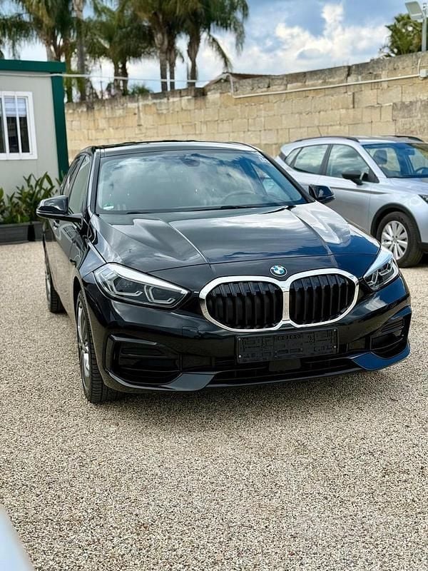 Usata BMW 120 M Sport 190 CV (139 kW) 2023 Nero Utilitaria