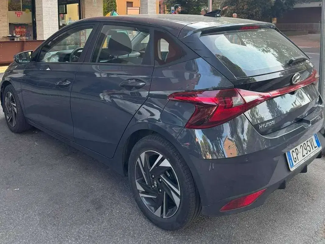 Usata Hyundai i20 83 CV (61 kW) 2023 Nero Utilitaria