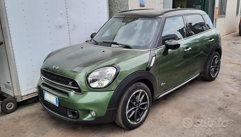 Usata Mini Cooper SD Countryman 143 CV (105 kW) 2015 Verde SUV