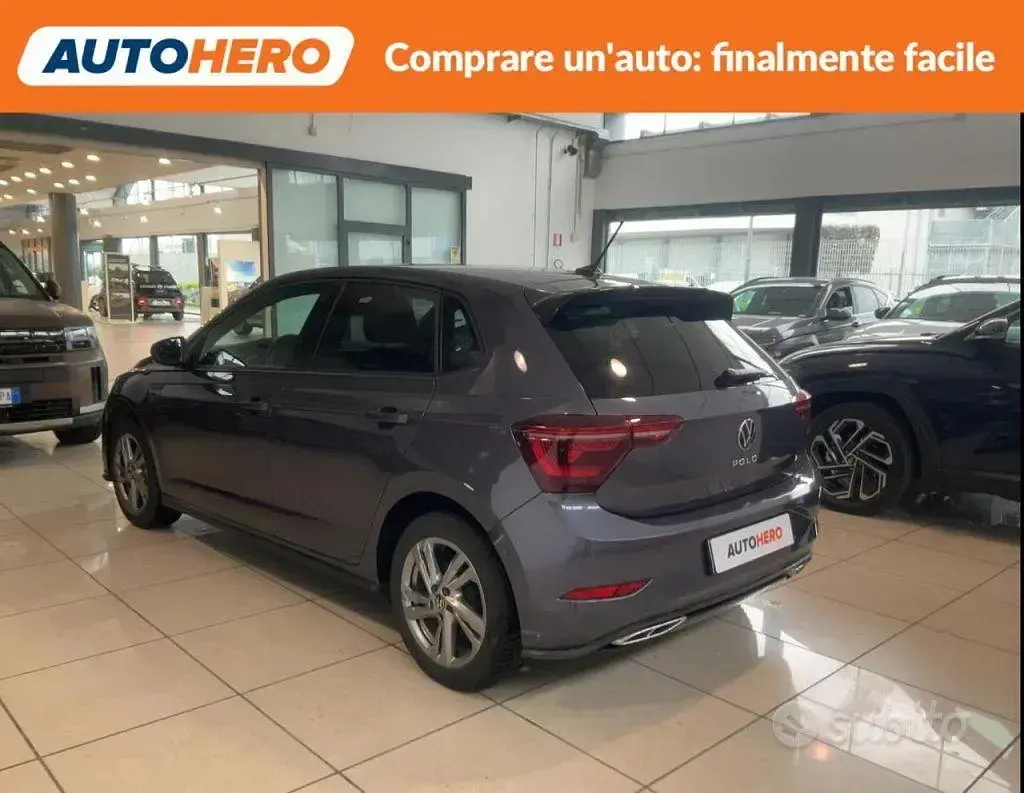 Usata VW Polo 95 CV (69 kW) 2023 Grigio Utilitaria