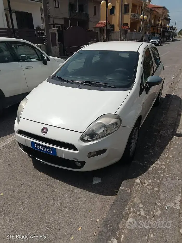 Usata Fiat Grande Punto 65 CV (47 kW) 2016 Bianco Utilitaria