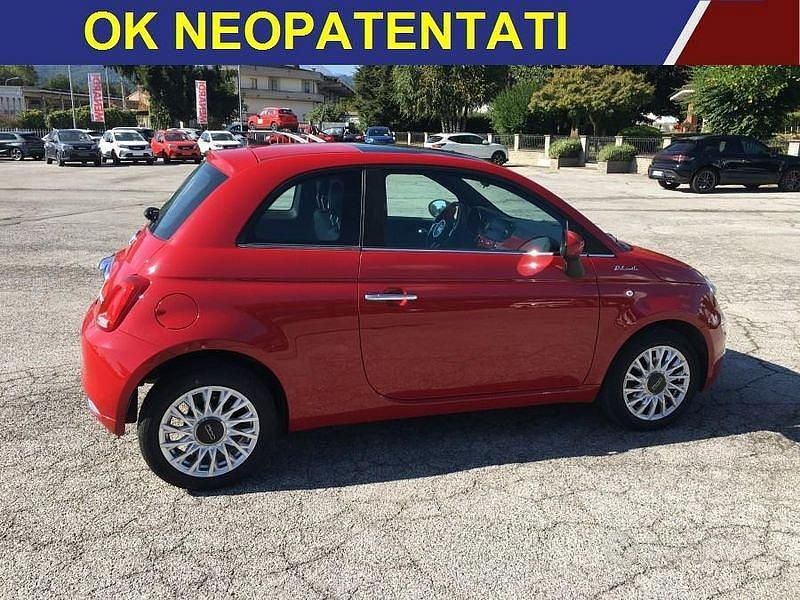 Usata Fiat 500 Dolcevita 69 CV (50 kW) 2022 Rosso Utilitaria
