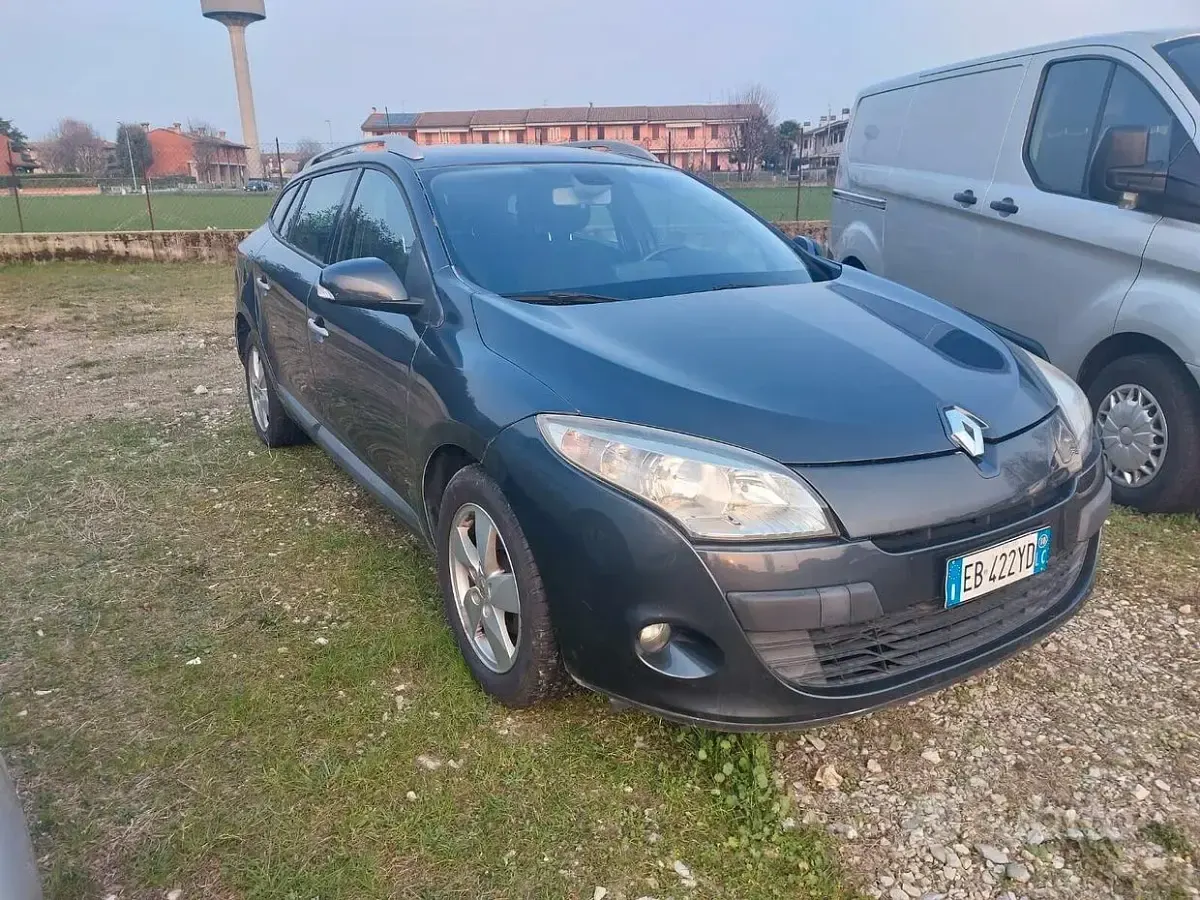 Usata Renault Mégane GrandTour Luxe 110 CV (80 kW) 2010 Station wagon