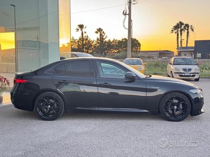 Usata Alfa Romeo Giulia 210 CV (154 kW) 2017 Nero Berlina