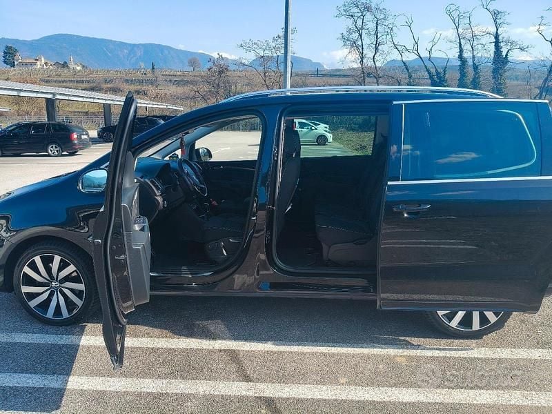 Usata VW Sharan 2018 Blu Monovolume