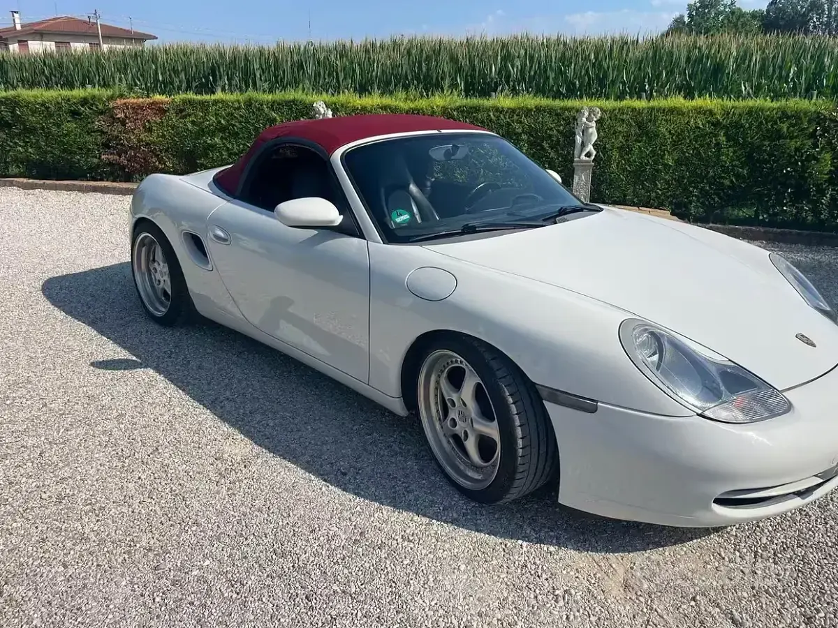 Usata Porsche Boxster 204 CV (150 kW) 1997 Bianco Cabrio