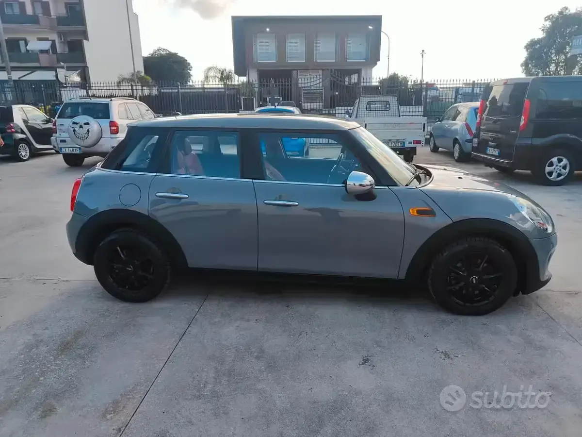 Begagnad Mini One D 95 HK (69 kW) 2015 Grå Halvkombi