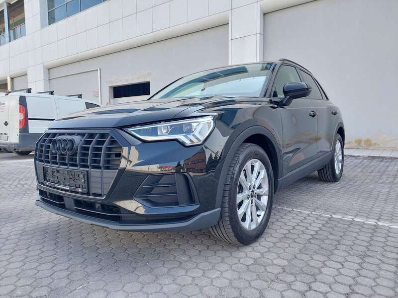 Usata Audi Q3 150 CV (110 kW) 2022 Nero SUV