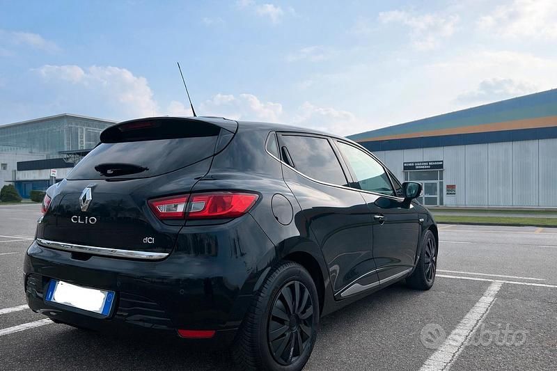 Usata Renault Clio IV 90 CV (66 kW) 2015 Nero Utilitaria