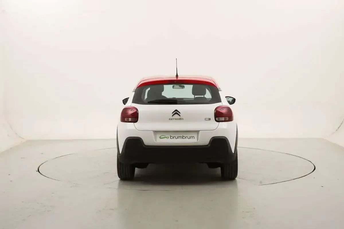 Usata Citroën C3 Shine 83 CV (61 kW) 2022 Bianco Utilitaria
