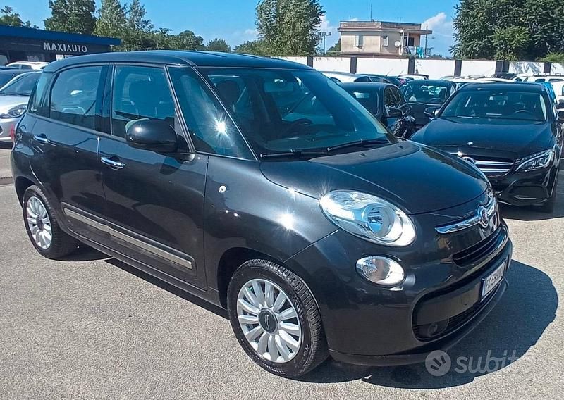 Usata Fiat 500L Lounge 85 CV (62 kW) 2015 Grigio Monovolume