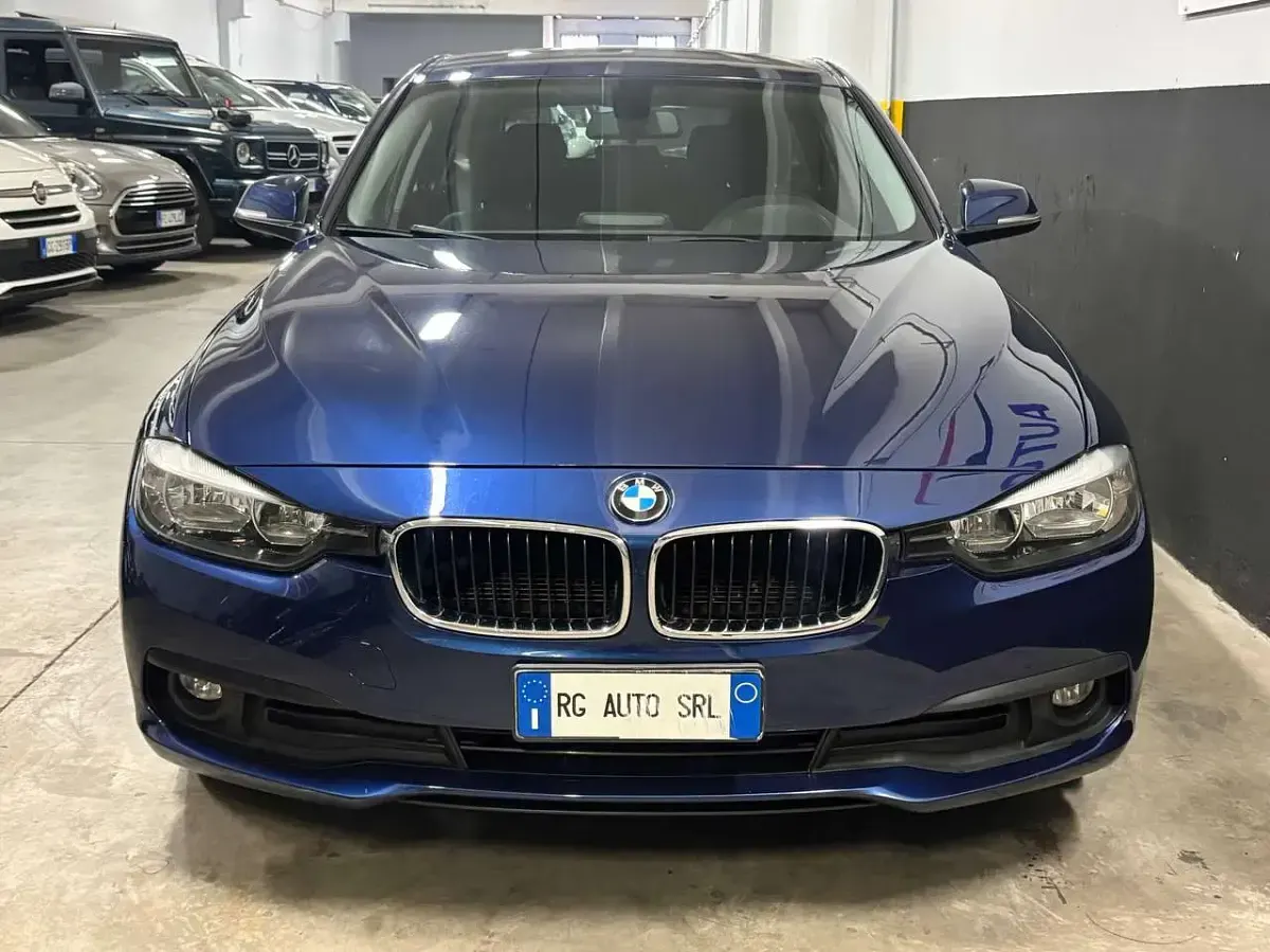 Usata BMW 318 150 CV (110 kW) 2016 Blu Station wagon