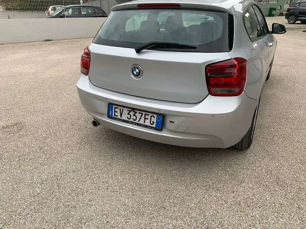 Usado BMW 116 116 HP (85 kW) 2014 Prateado Citadino