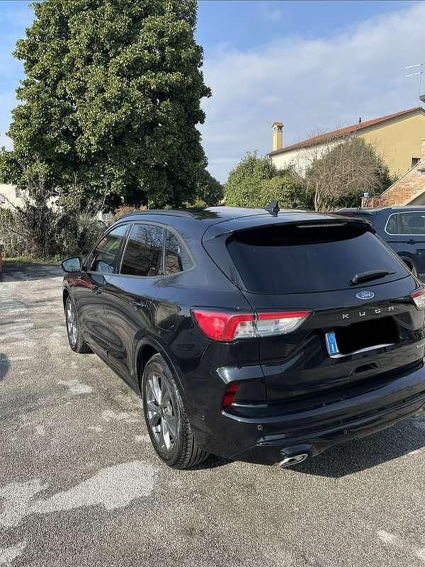 Usata Ford Kuga ST-Line X 152 CV (111 kW) 2023 Nero SUV