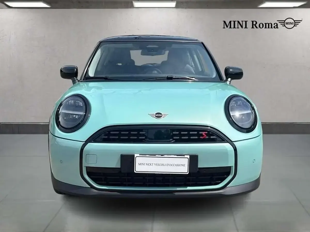 Usata Mini Cooper Classic 204 CV (150 kW) 2024 Ocean wave green Utilitaria
