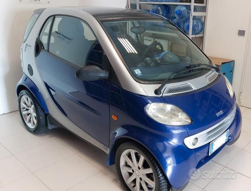 Usata 2001 Smart ForFour Due volumi | 2600 € - Immagine 1/4