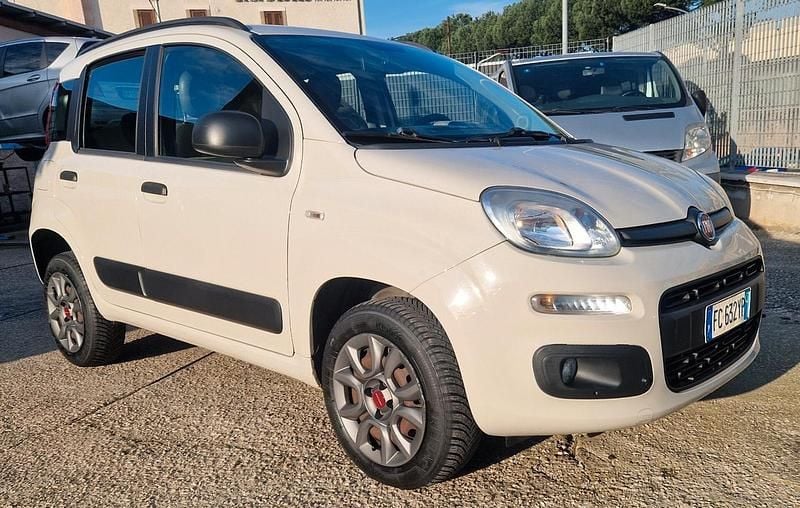 Usata Fiat Panda Lounge 80 CV (58 kW) 2016 Utilitaria