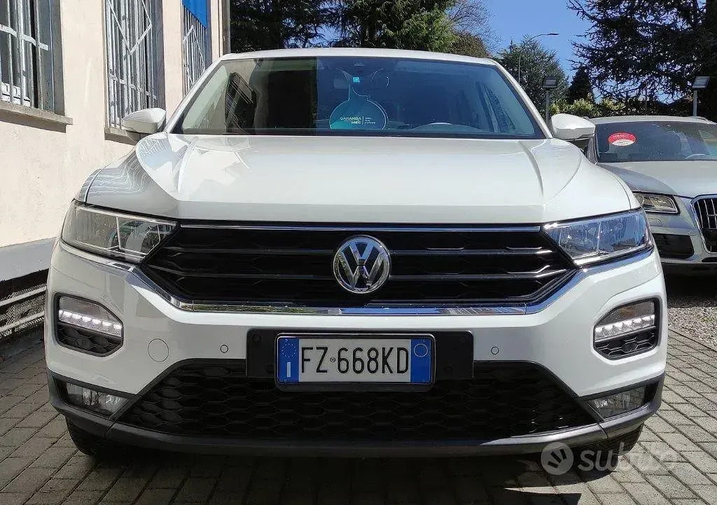 Usata VW T-Roc Style 116 CV (85 kW) 2019 Bianco SUV
