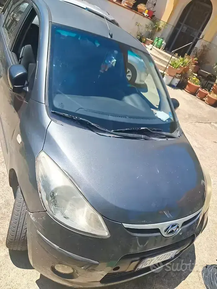Usata Hyundai i10 66 CV (48 kW) 2009 Grigio Utilitaria