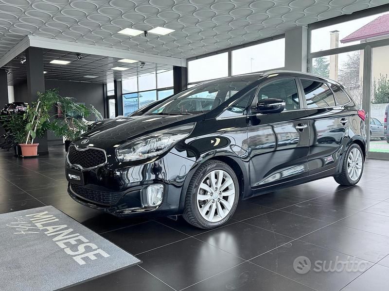 Usata Kia Carens Platinum 141 CV (103 kW) 2016 Nero Monovolume
