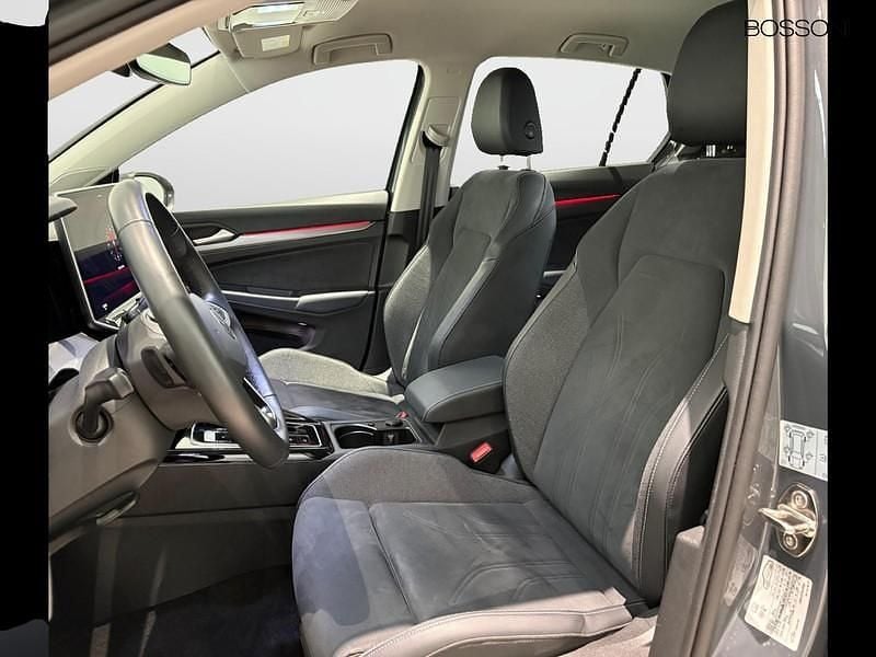 Usata VW Golf VIII Style 150 CV (110 kW) 2025 Grigio Berlina
