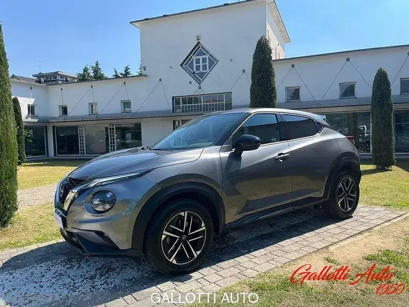 Usata Nissan Juke N-Connecta 114 CV (83 kW) 2025 Grigio SUV