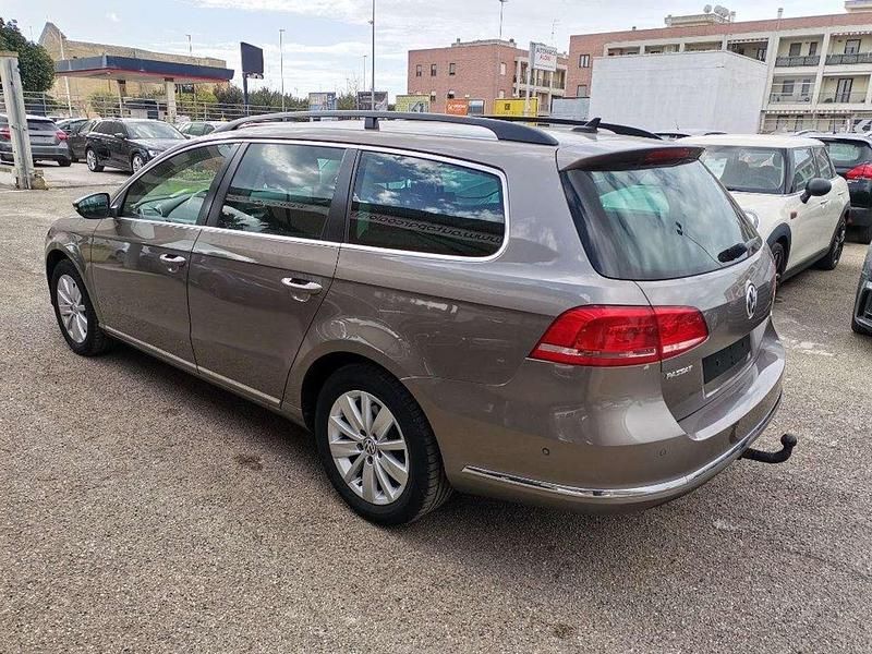 Usata VW Passat Comfortline 150 CV (110 kW) 2011 Grigio Station wagon