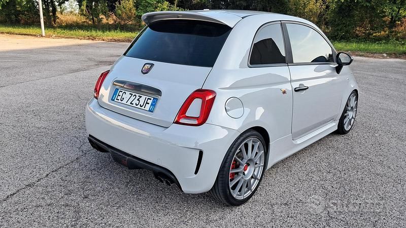 Usata Abarth 500 135 CV (99 kW) 2011 Grigio Berlina
