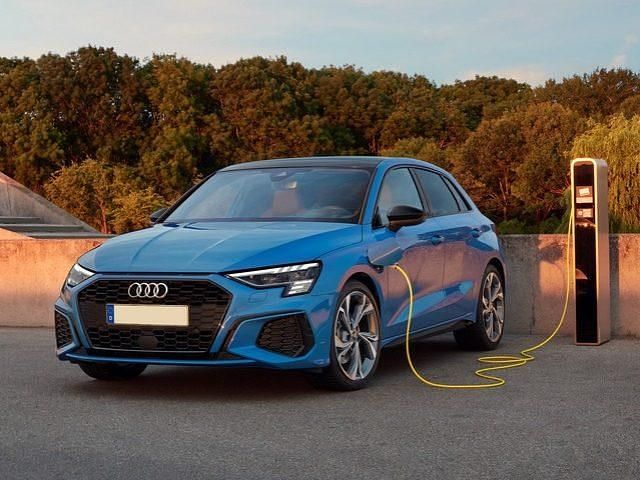 Usata Audi A3 Advanced 150 CV (110 kW) 2022 Grigio Berlina