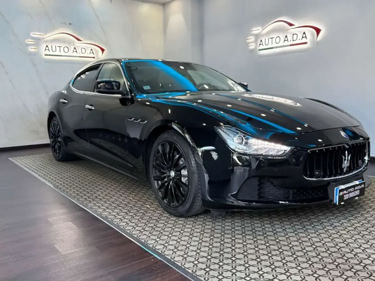 Usata Maserati Ghibli 250 CV (183 kW) 2015 Nero Berlina