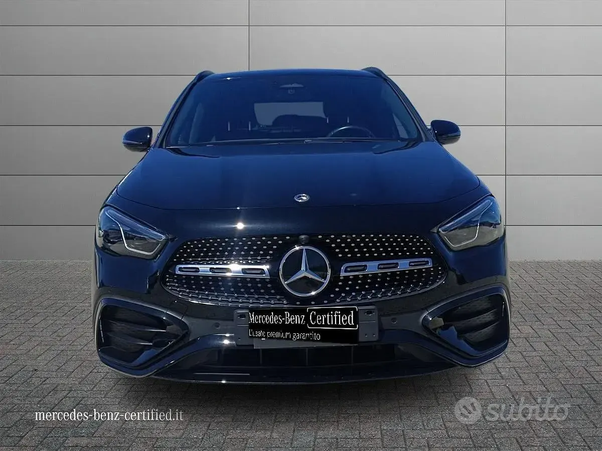 Usata Mercedes GLA200 Advanced Plus 150 CV (110 kW) 2024 Nero SUV