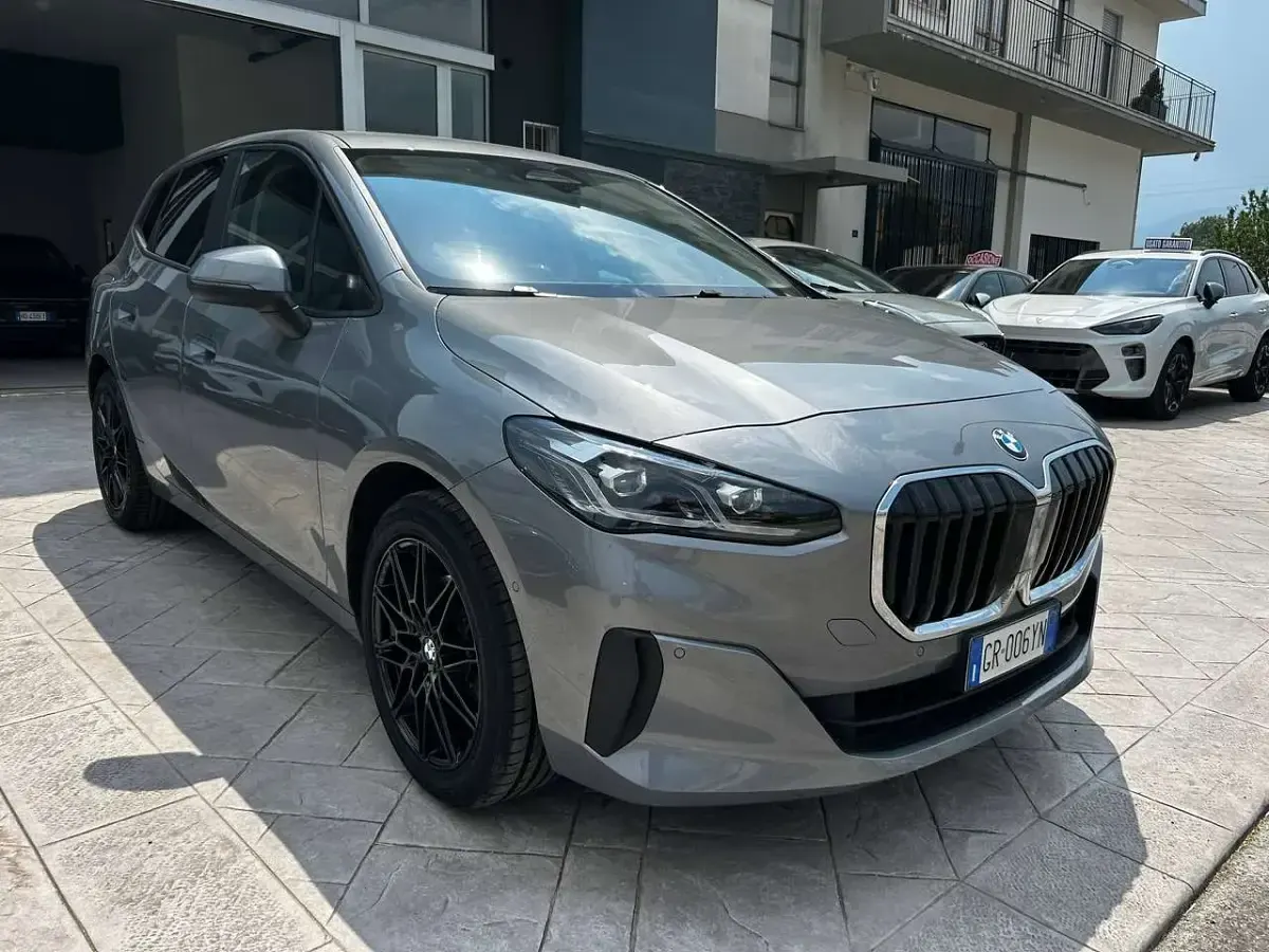 Usata BMW 220 Active Tourer 156 CV (114 kW) 2023 Grigio Monovolume