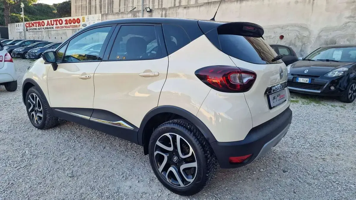 Usata Renault Captur Intens 110 CV (80 kW) 2017 SUV