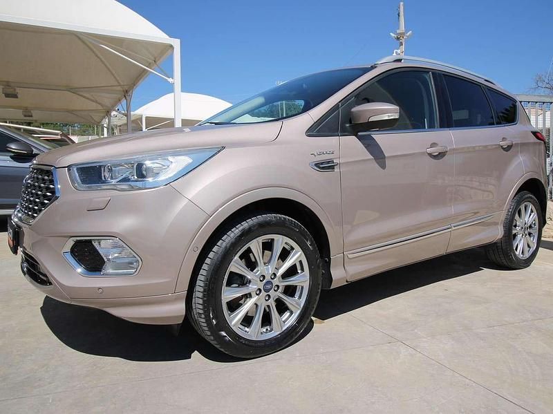 Usata Ford Kuga Vignale 150 CV (110 kW) 2018 Cipria met SUV