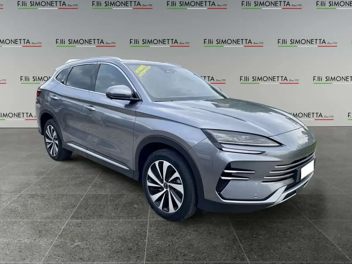 Usata BYD Seal U Boost 218 CV (160 kW) 2025 Grigio SUV