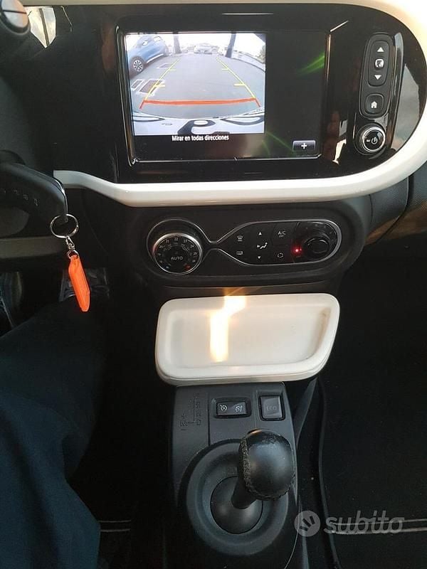 Usata Renault Twingo 90 CV (66 kW) 2016 Nero Utilitaria