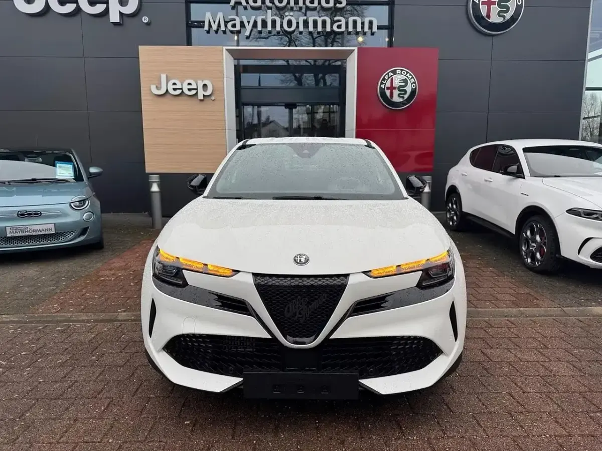Usata Alfa Romeo GT Junior 135 CV (99 kW) 2025 Bianco SUV