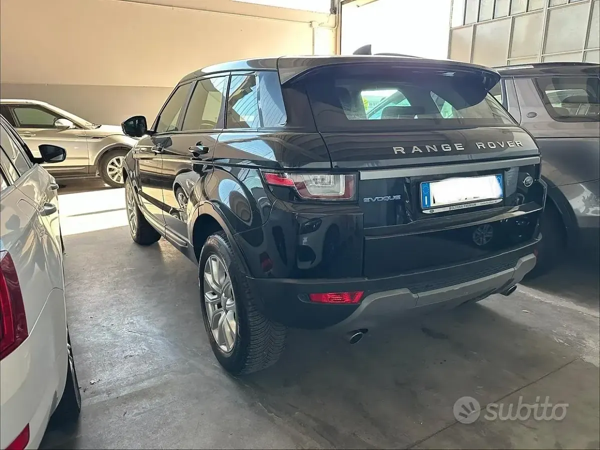 Usata Land Rover Range Rover evoque HSE 179 CV (131 kW) 2018 Nero SUV