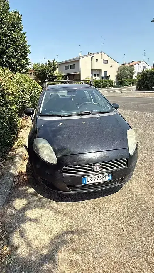Usata Fiat Grande Punto 65 CV (47 kW) 2008 Nero Utilitaria
