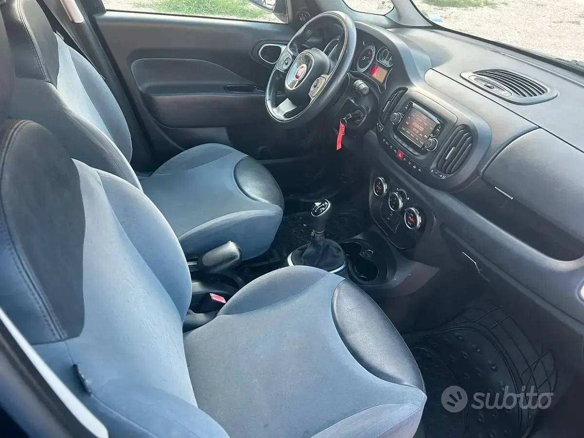 Usata Fiat 500L Living 95 CV (69 kW) 2017 Nero Monovolume