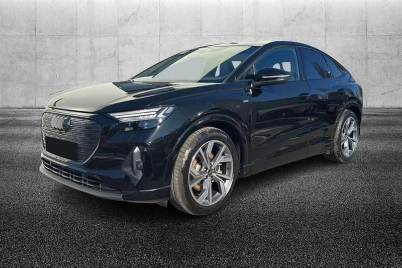 Usata Audi Q4 e-tron S-Line 69 kW (95 CV) 2022 Nero SUV