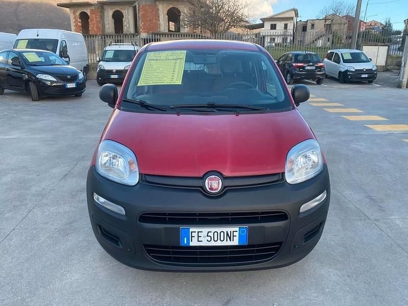 Usata Fiat Panda 80 CV (58 kW) 2016 Rosso Furgone