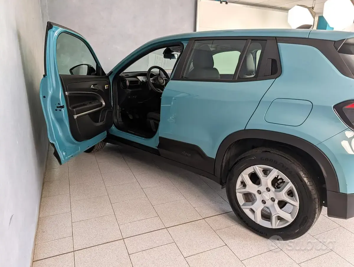 Usata Jeep Avenger Altitude 101 CV (74 kW) 2024 SUV