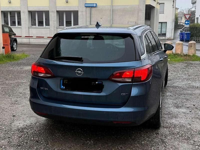 Usata Opel Astra S 110 CV (80 kW) 2017 Blu/azzurro Station wagon