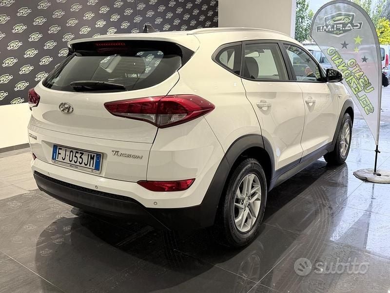 Usata Hyundai Tucson Comfort 116 CV (85 kW) 2017 Bianco SUV
