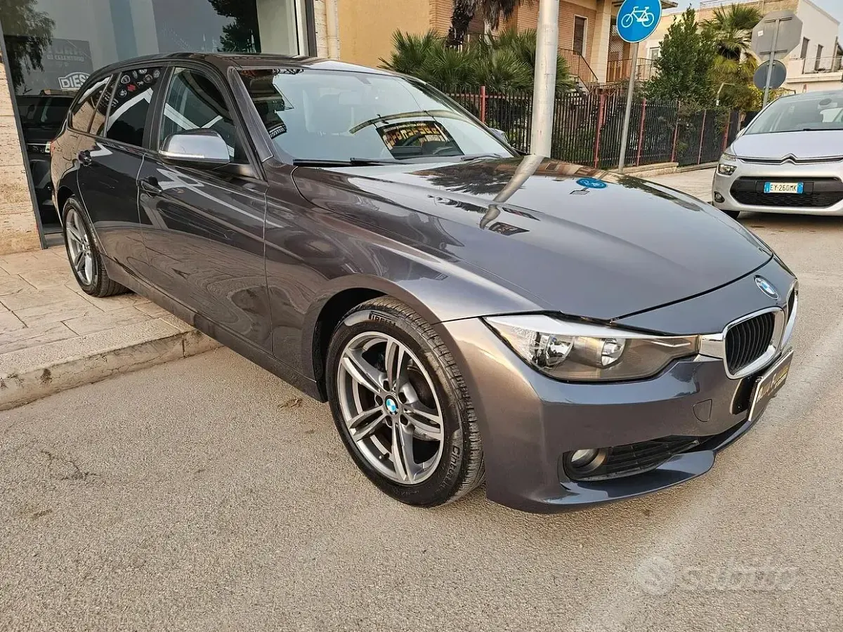 Usata BMW 318 143 CV (105 kW) 2014 Grigio Station wagon